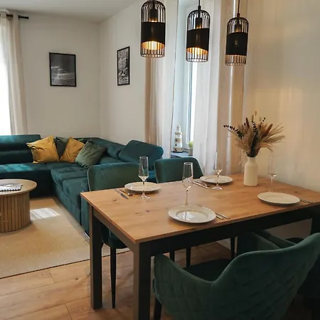 Inselglueck Apartman *